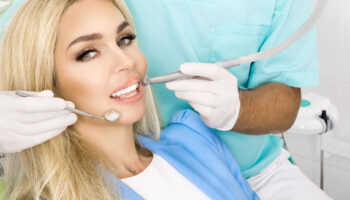 Can Stains Be Removed From Veneers?