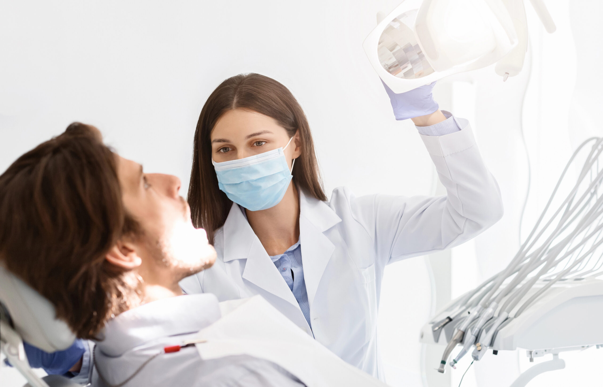 Comparing Dental Bridges and Implants: What’s Right For You?