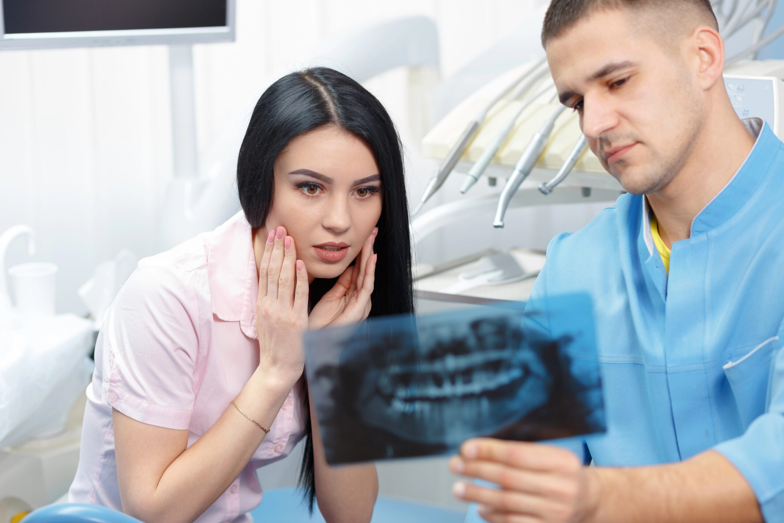 Dental Crowns: How to Know if You Need One
